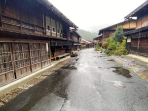 妻籠宿　寺下の町並み