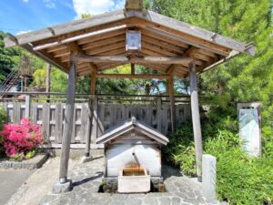 奈良井宿　鉤の手・水場